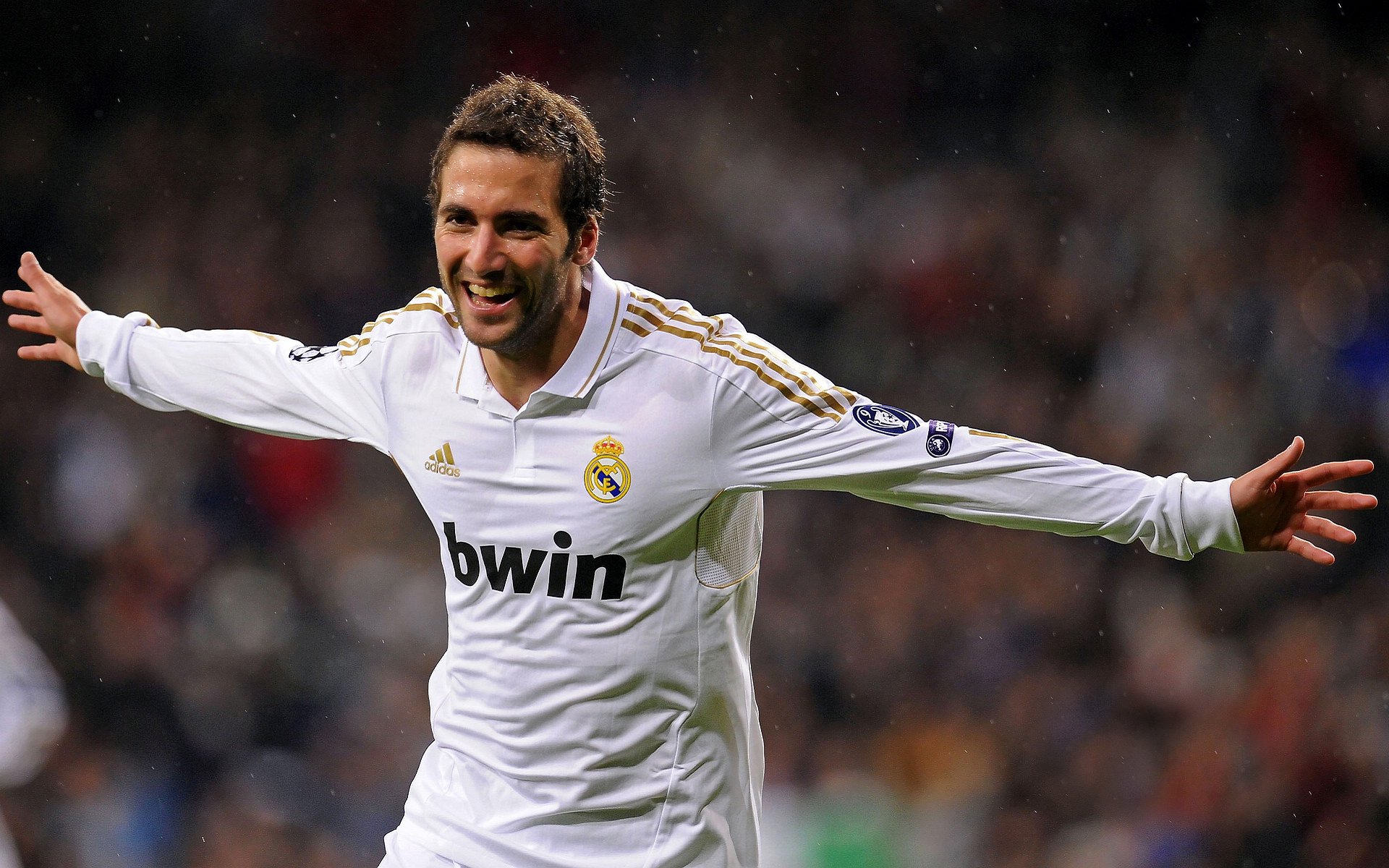 “简阳文体中心:羽毛球赛场成全球高手竞技之地”