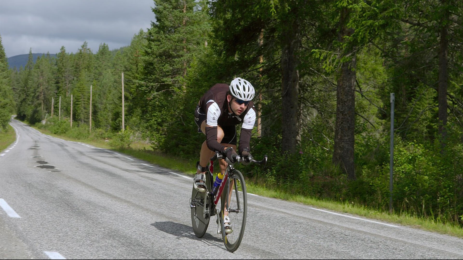 体育新闻中心支持城市慢跑空间开发的传播建设，体育新闻跑步